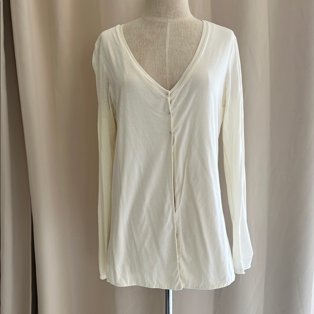 Velvet by Graham & Spencer Cream Long Sleeve Top